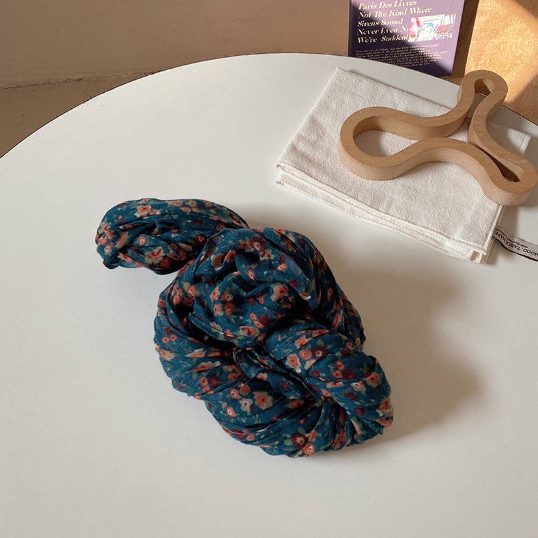 Vintage Floral Pattern Lightweight Ruched Scarf