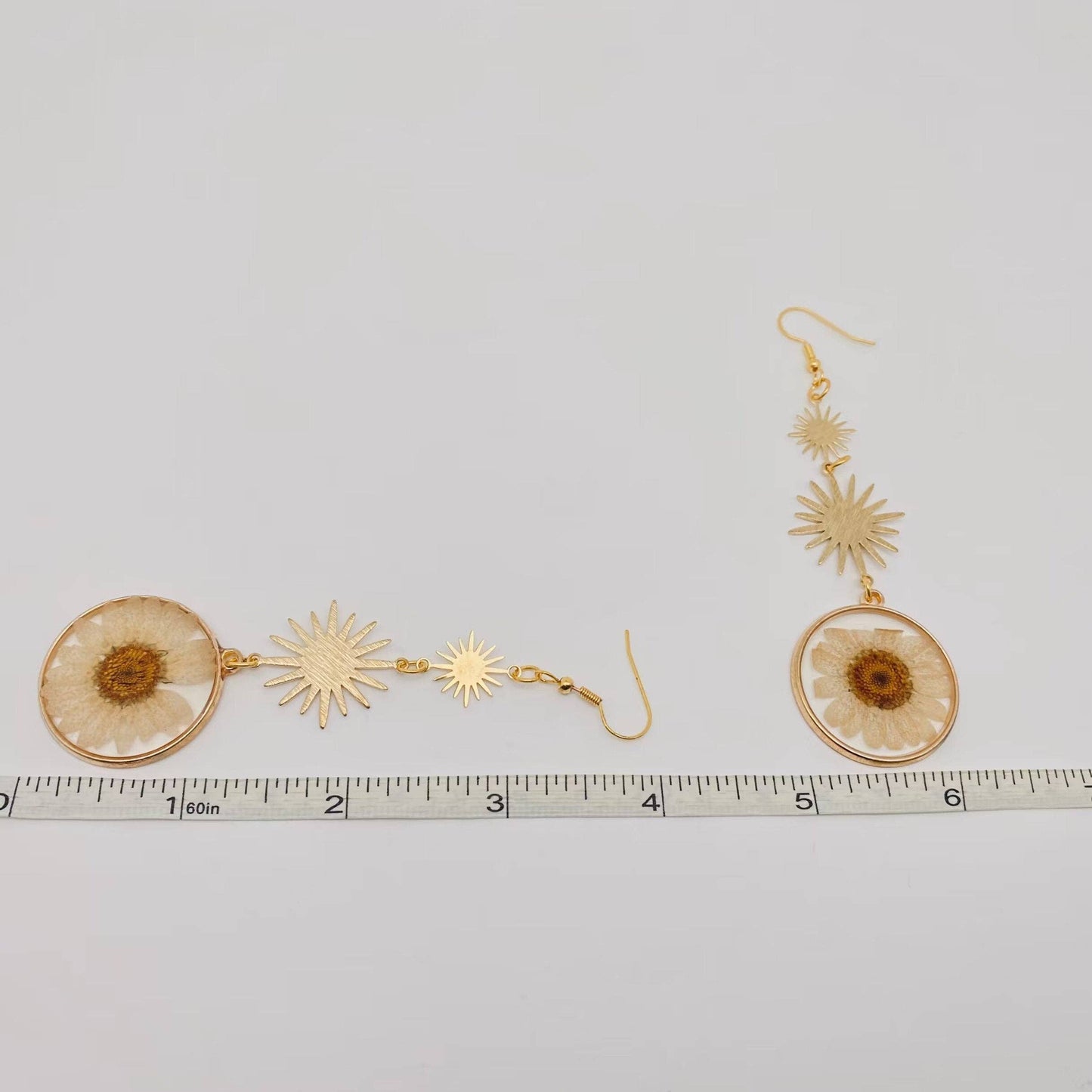 Bohemian Style Daisy Real Flower Pendant Earrings