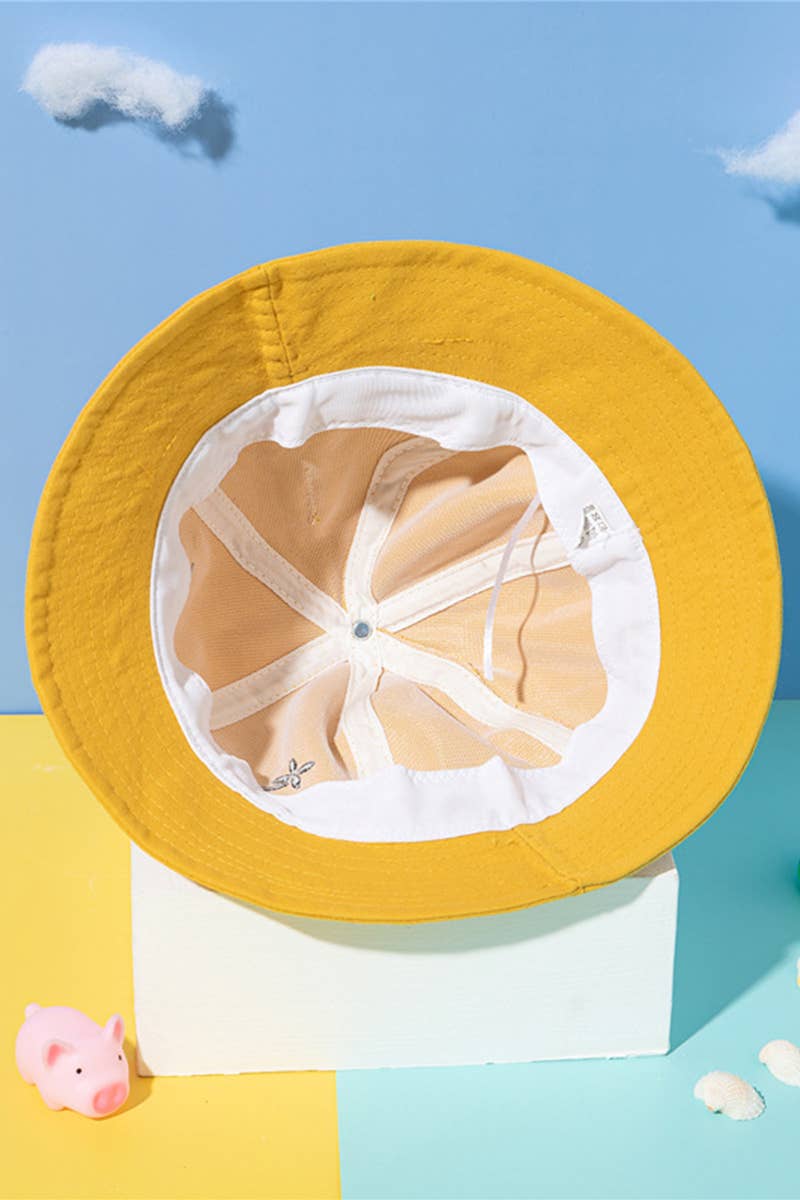 Frog design bucket hat