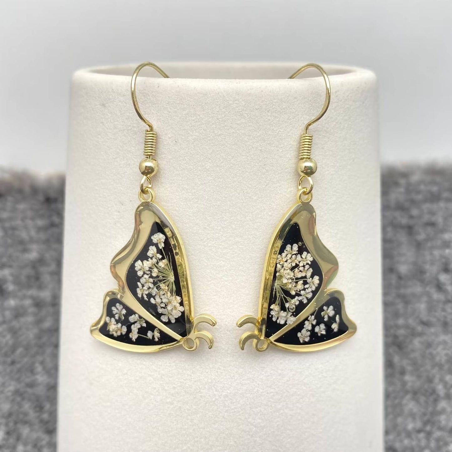 Queen Anne's Lace Dried Flower Black Butterfly Earrings