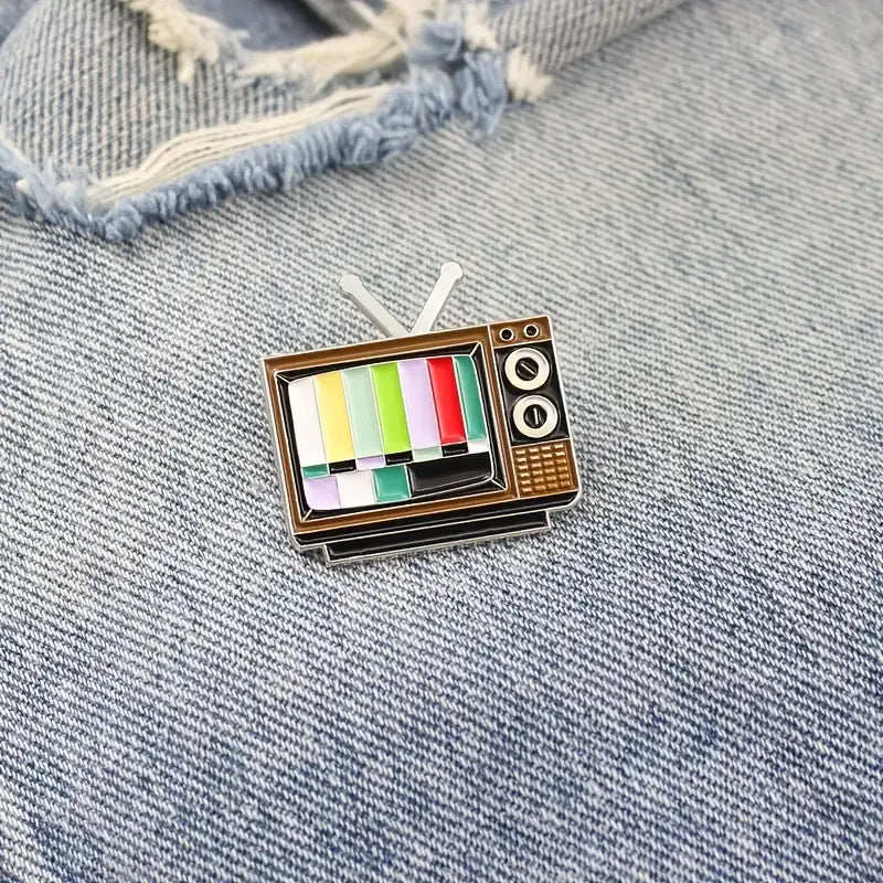 Retro TV Pin