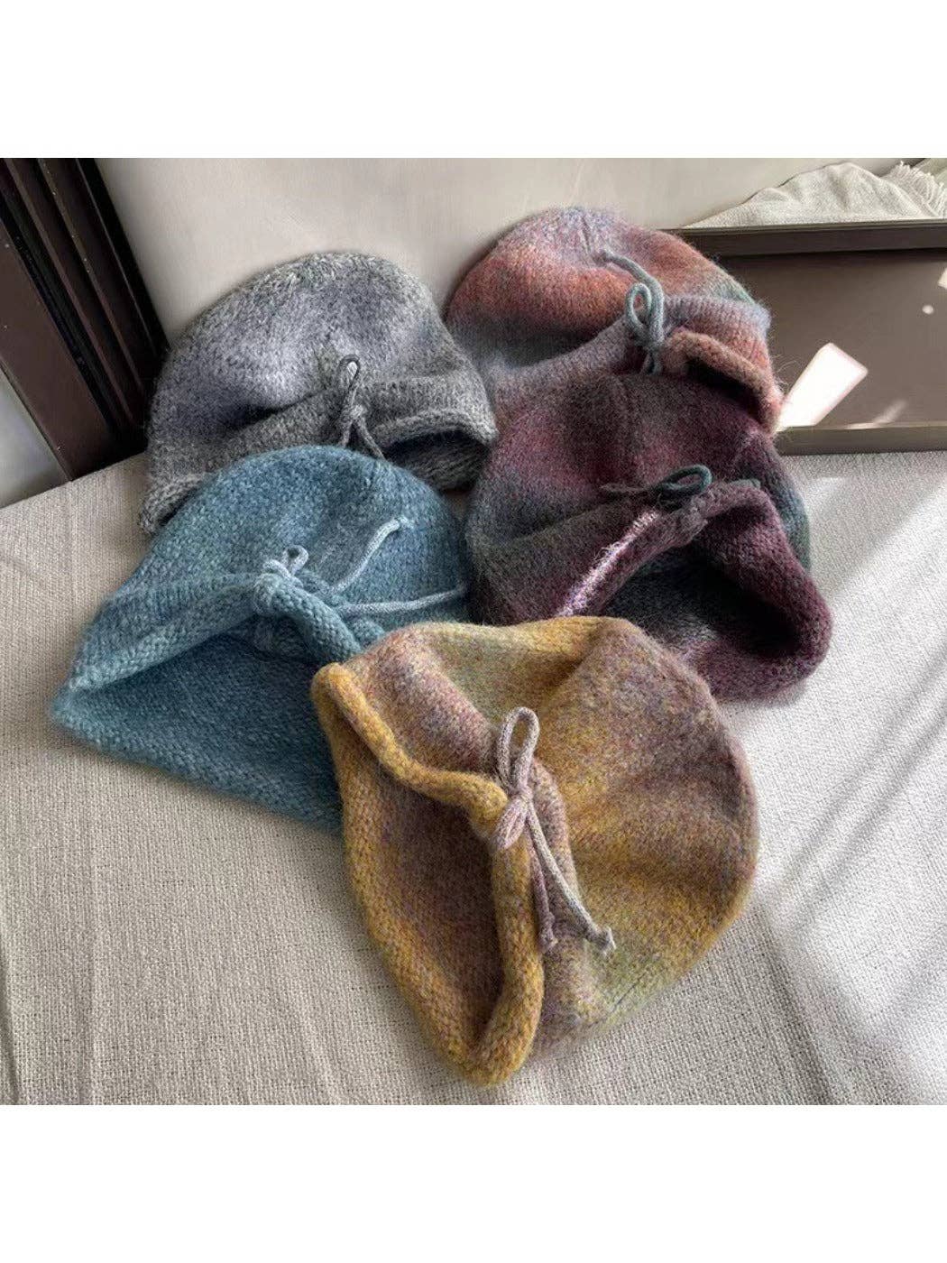 Gradient Color Adjustable Slouch Knitted Beanie