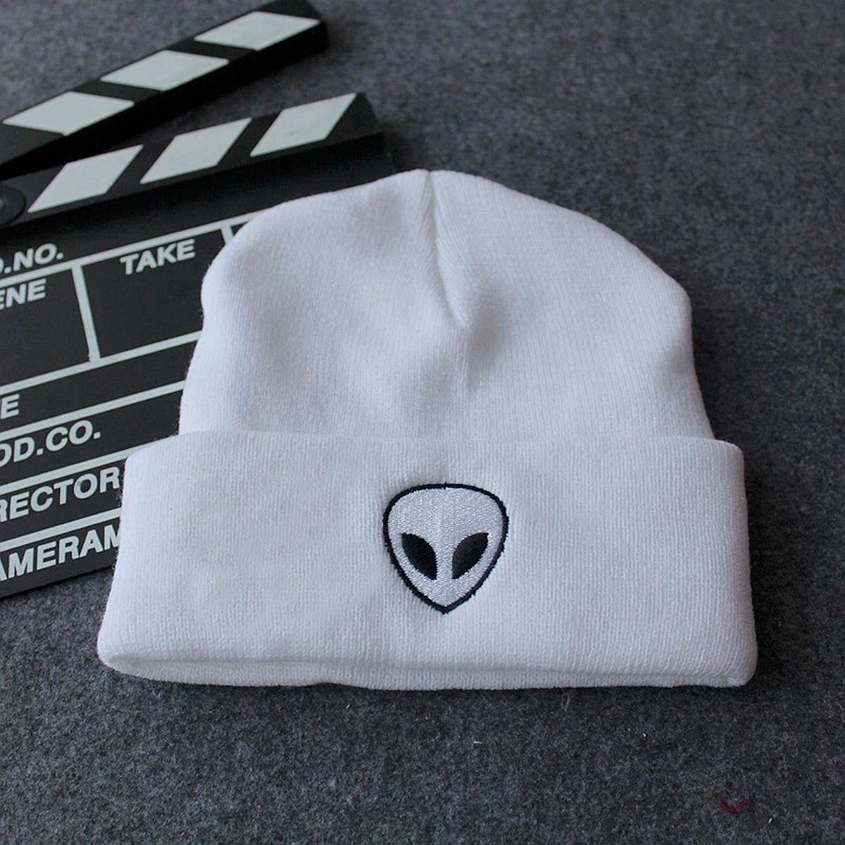 Alien Skull knit hat