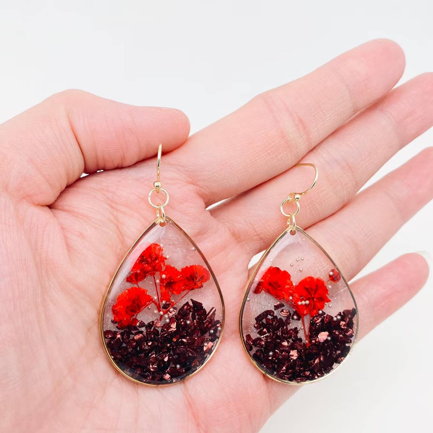 Dried Flower Gypsophila Gravel Dangle Earrings