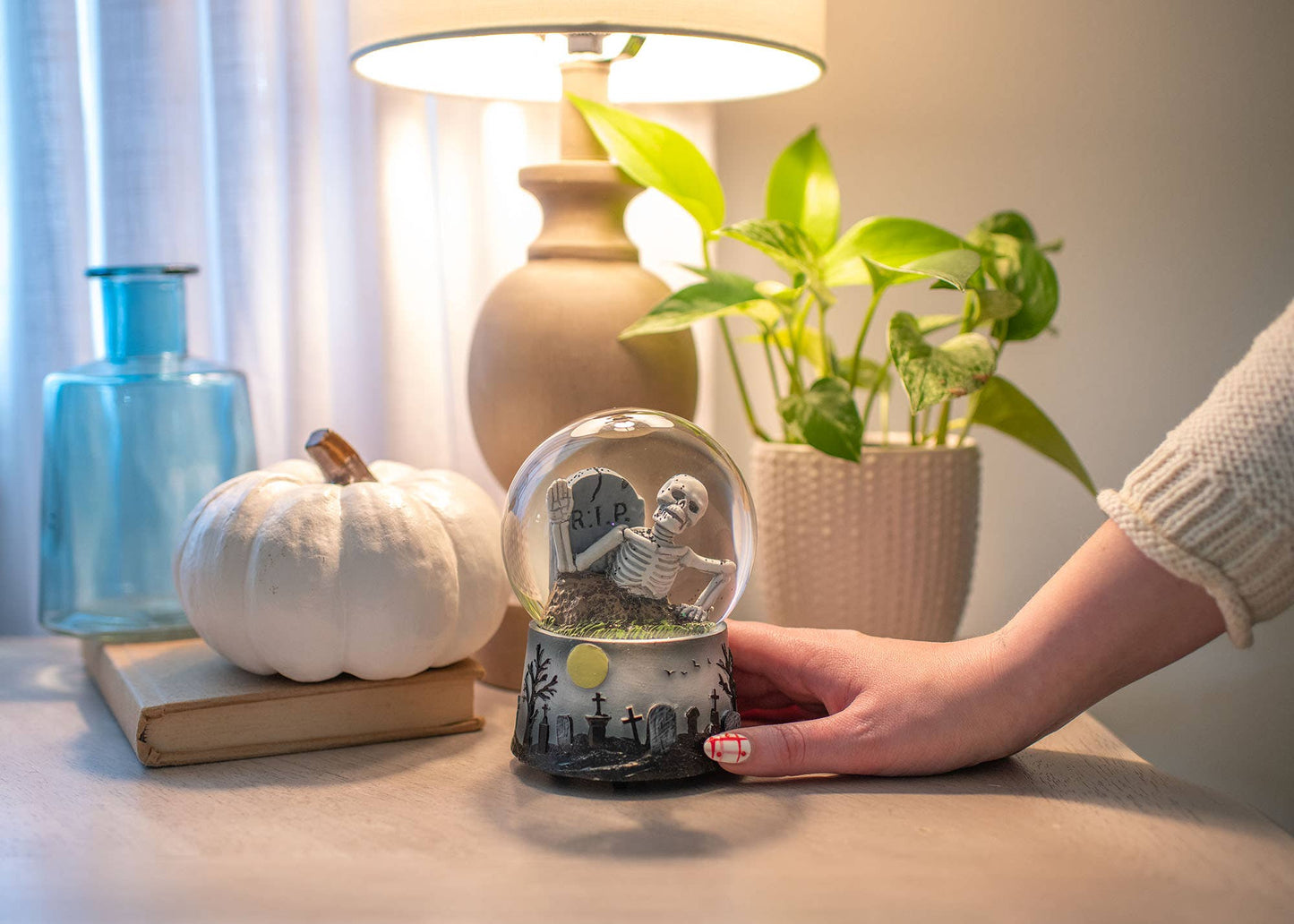 Graveyard Skeleton Musical Snow Globe