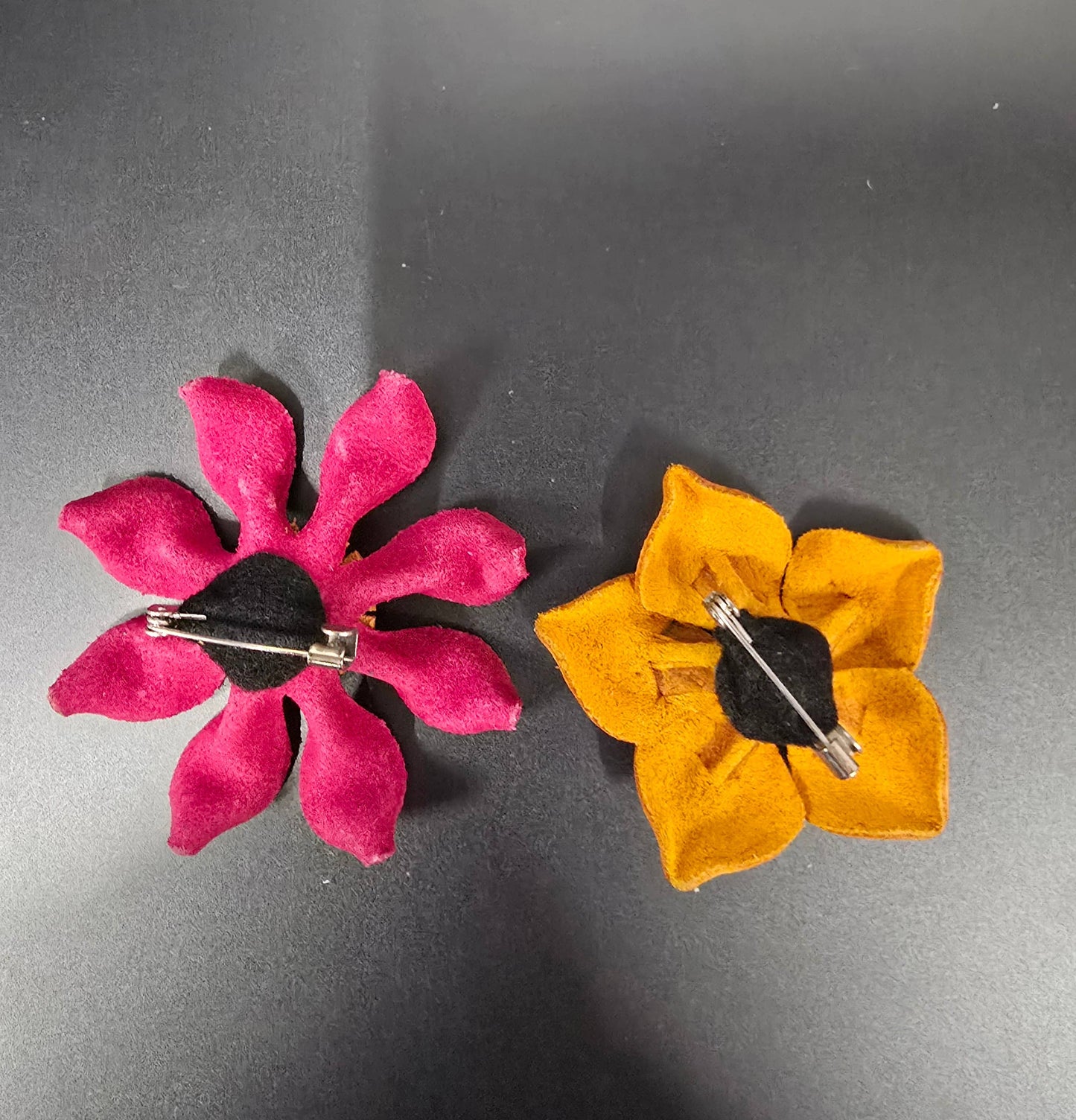Handmade leather flower assorted pin