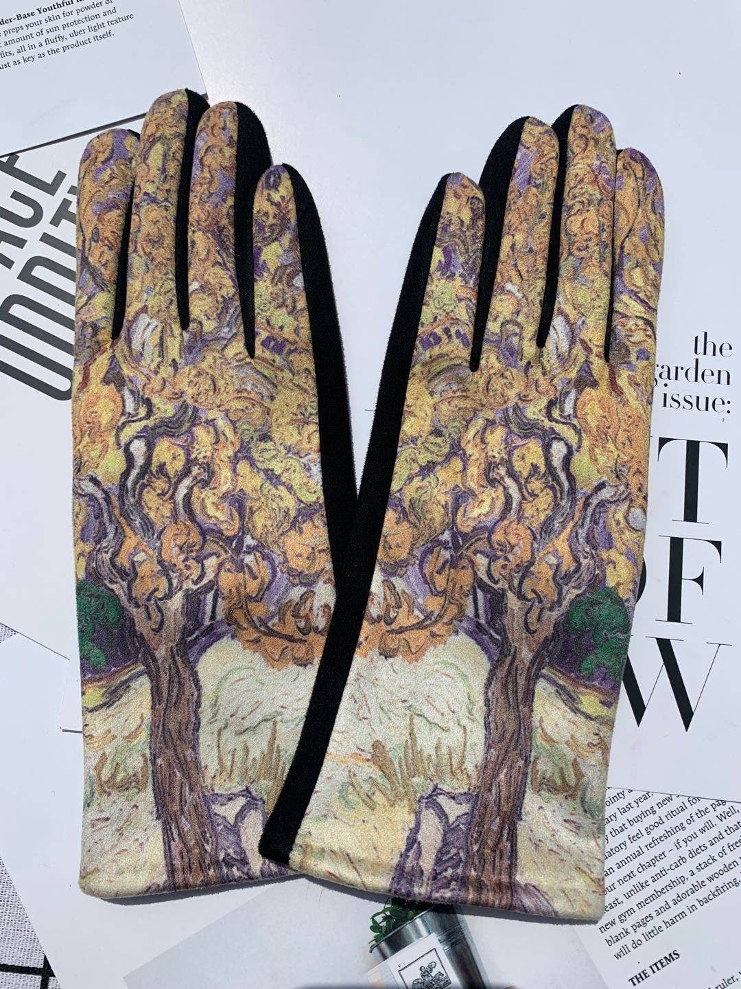Trendy Oil Painting Motif Warm Gloves