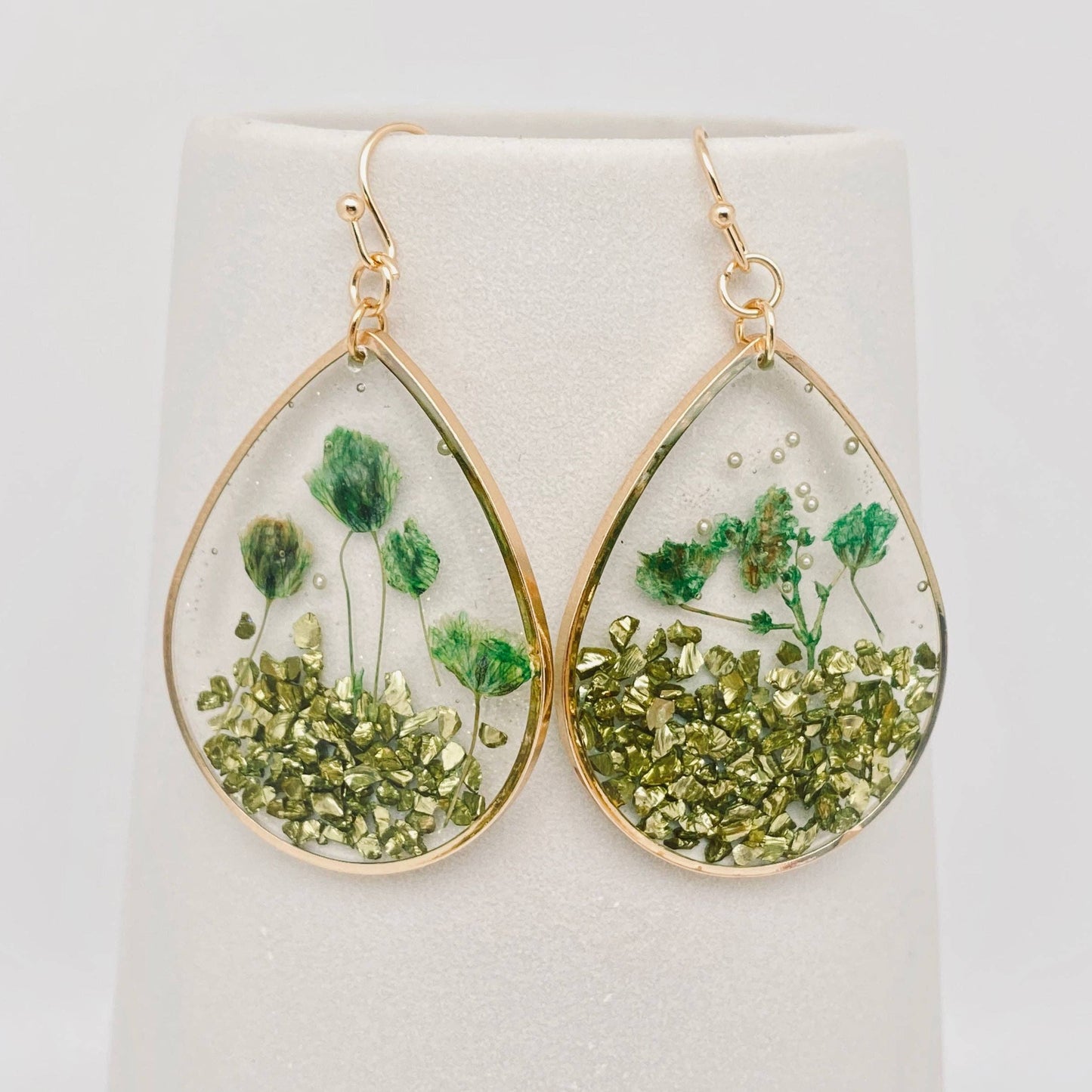 Dried Flower Gypsophila Gravel Dangle Earrings