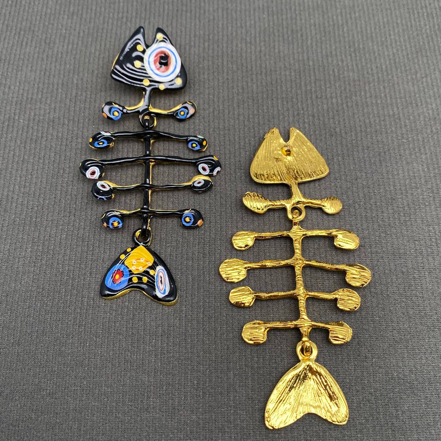 Enamel Black Fish Bones Earrings