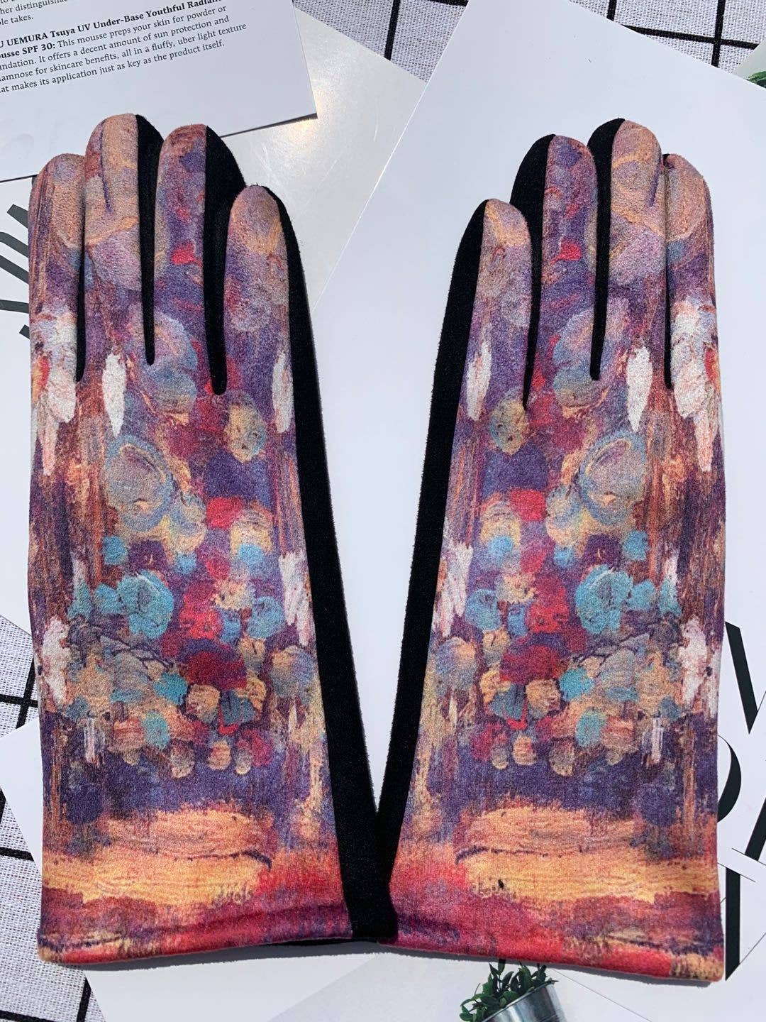Trendy Oil Painting Motif Warm Gloves