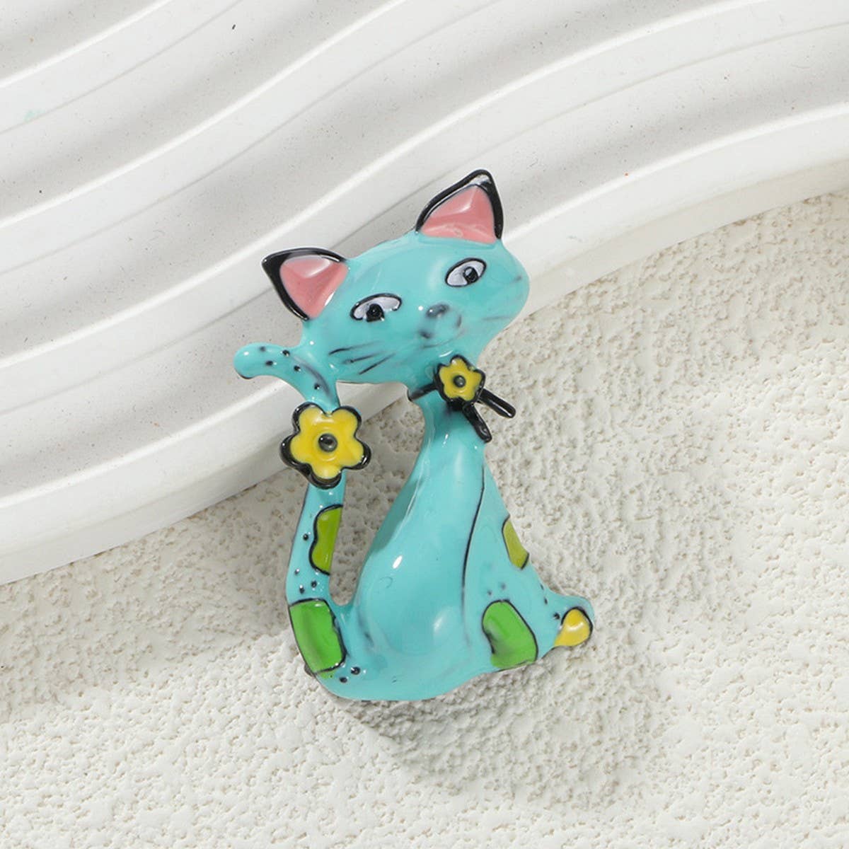 Cat and monkey enamel brooch/pin