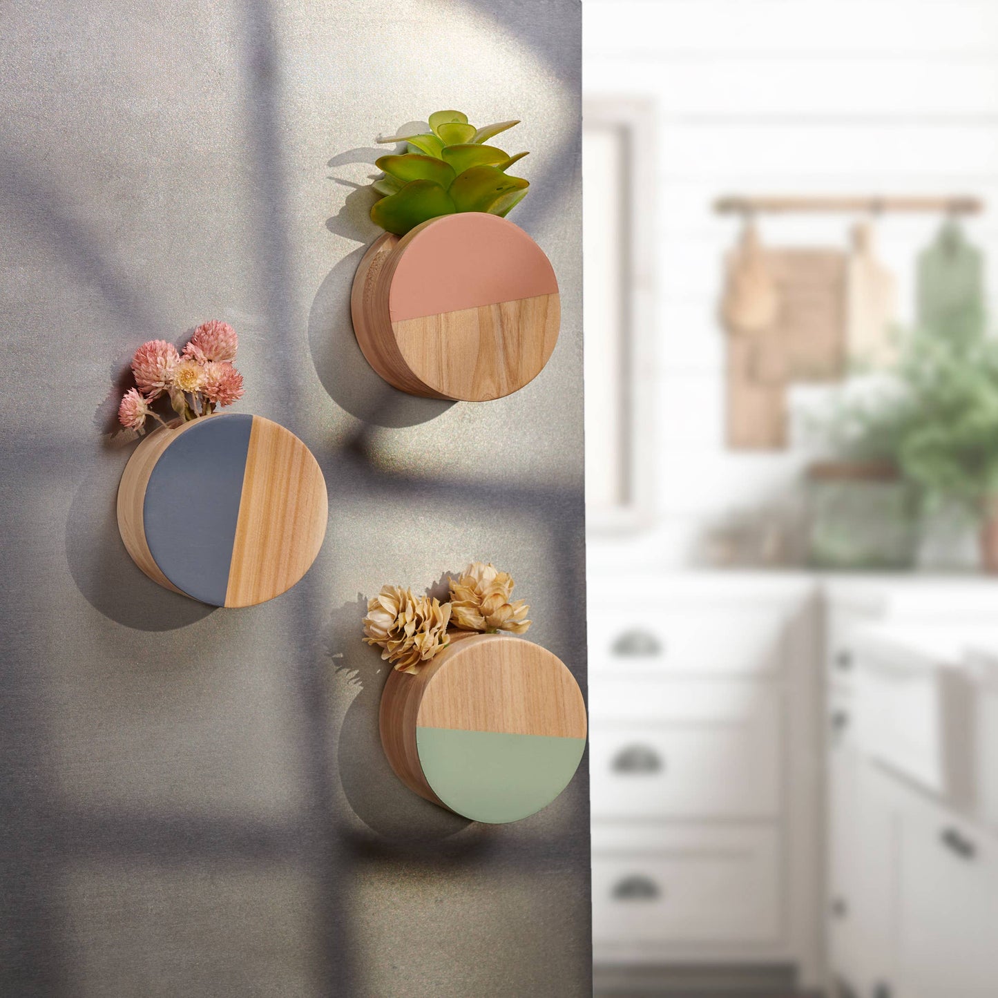 Round Planter Magnet