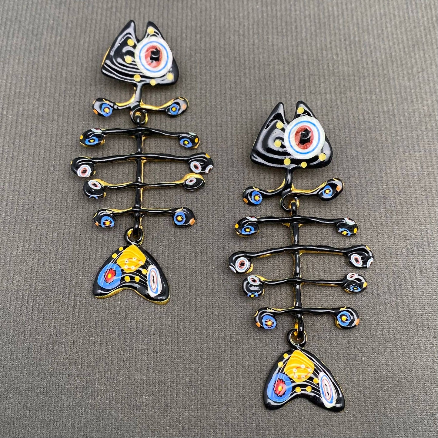 Enamel Black Fish Bones Earrings