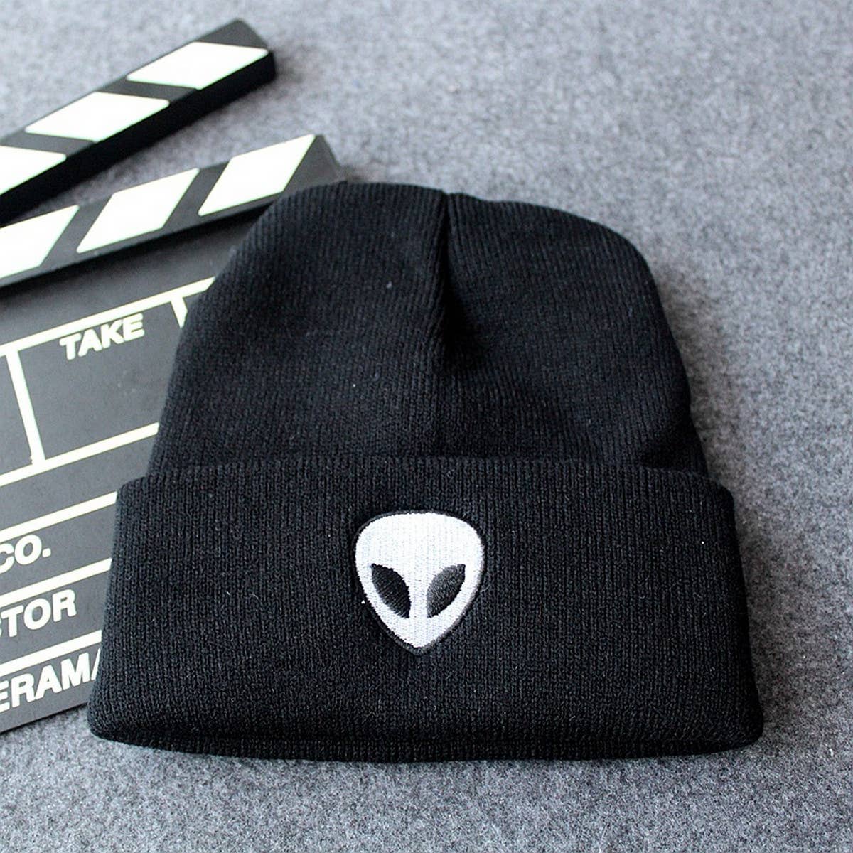 Alien Skull knit hat