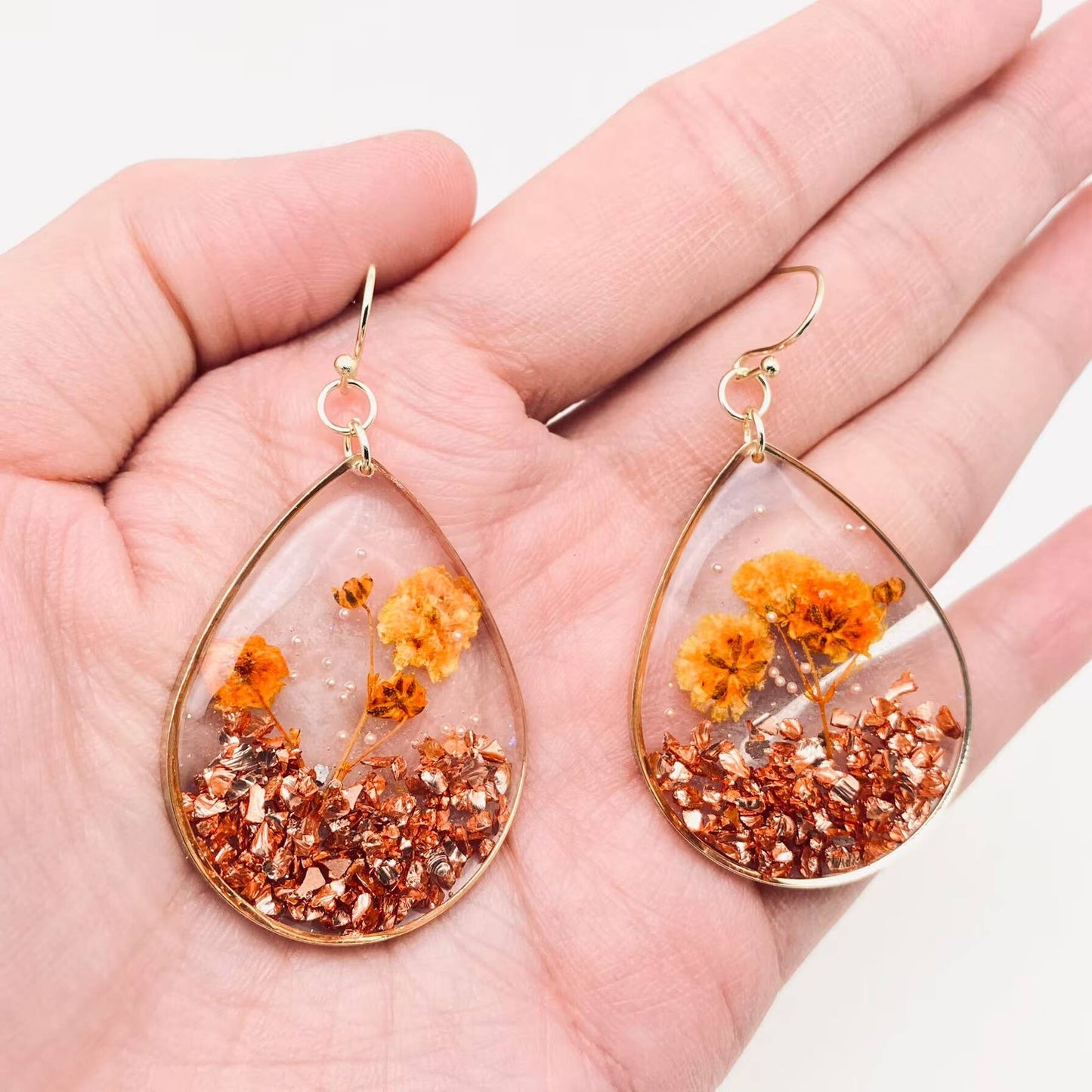 Dried Flower Gypsophila Gravel Dangle Earrings