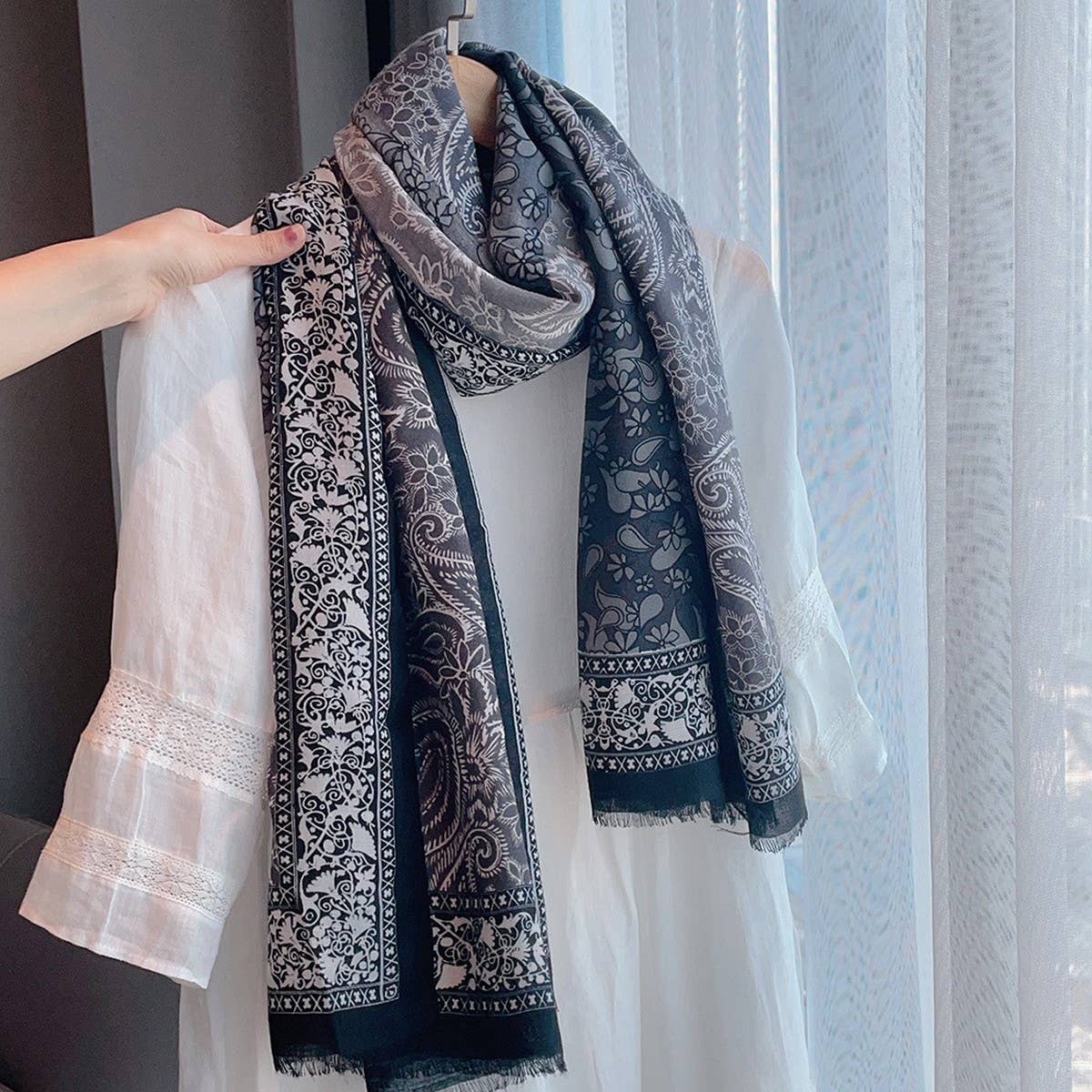 Paisley cotton linen scarf
