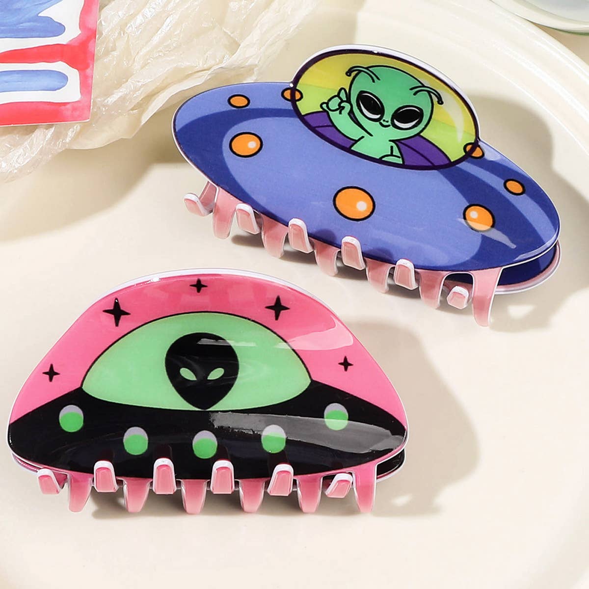 UFO/Alien Hair Claw